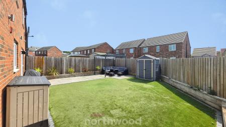 5 bedroom Detached house for sale in Fillies Avenue, Bessacarr, Doncaster, DN4
