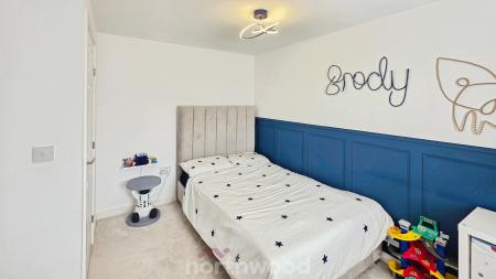 5 bedroom Detached house for sale in Fillies Avenue, Bessacarr, Doncaster, DN4