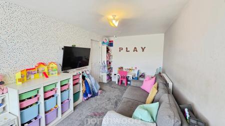 5 bedroom Detached house for sale in Fillies Avenue, Bessacarr, Doncaster, DN4