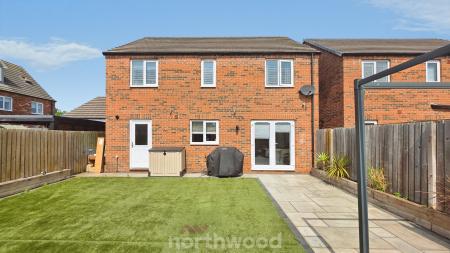 5 bedroom Detached house for sale in Fillies Avenue, Bessacarr, Doncaster, DN4