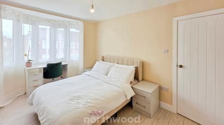 3 bedroom Semi-detached house for sale in Holyrood Road, Town Moor, Doncaster, DN2