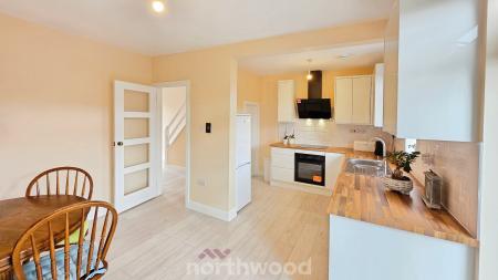 3 bedroom Semi-detached house for sale in Holyrood Road, Town Moor, Doncaster, DN2