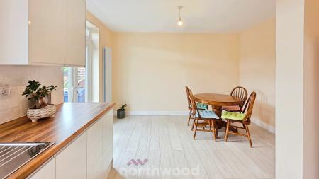 3 bedroom Semi-detached house for sale in Holyrood Road, Town Moor, Doncaster, DN2