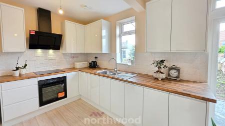 3 bedroom Semi-detached house for sale in Holyrood Road, Town Moor, Doncaster, DN2