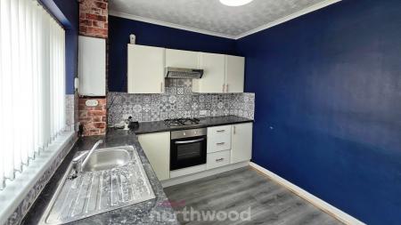 3 bedroom End of terrace house to let in Farquhar Road, Maltby, Rotherham, S66