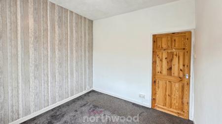 3 bedroom End of terrace house to let in Farquhar Road, Maltby, Rotherham, S66