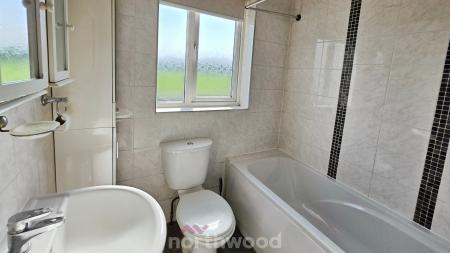 3 bedroom Semi-detached house for sale in Wellington Grove, Bentley, Doncaster, DN5