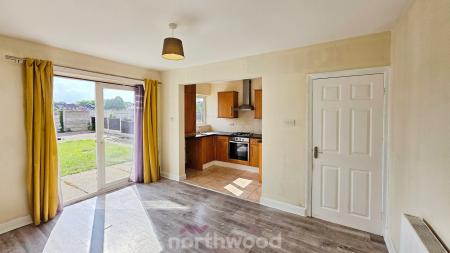 3 bedroom Semi-detached house for sale in Wellington Grove, Bentley, Doncaster, DN5