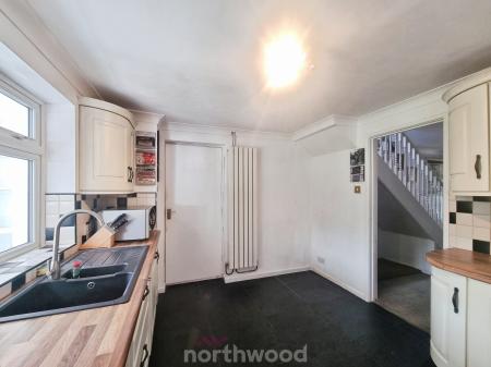 4 bedroom Detached house for sale in Cantley Manor Avenue, Cantley, Doncaster, DN4
