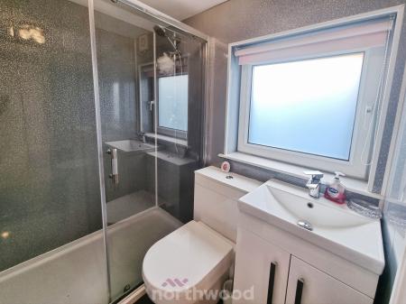 4 bedroom Detached house for sale in Cantley Manor Avenue, Cantley, Doncaster, DN4