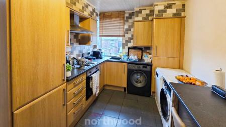 3 bedroom Terraced House to let in Strafford Road, Wheatley, Doncaster, DN2