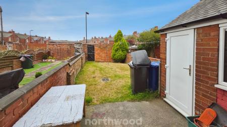 3 bedroom Terraced House to let in Strafford Road, Wheatley, Doncaster, DN2