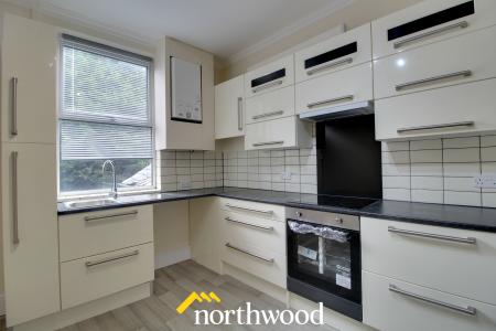 2 bedroom Terraced House to let in St Johns Road, Balby, Doncaster, DN4