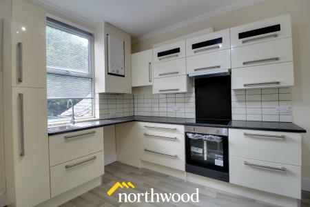 2 bedroom Terraced House to let in St Johns Road, Balby, Doncaster, DN4