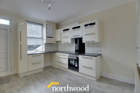 2 bedroom Terraced House to let in St Johns Road, Balby, Doncaster, DN4