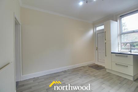 2 bedroom Terraced House to let in St Johns Road, Balby, Doncaster, DN4