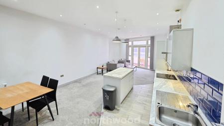 2 bedroom Flat to let in 51 - 57 St Sepulchre Gate, Doncaster, DN1