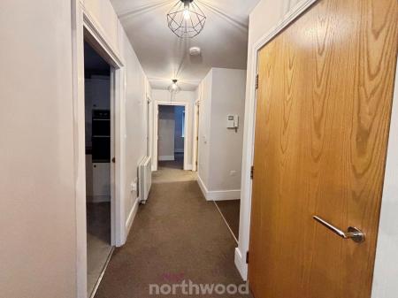 2 bedroom Flat to let in Kilner Court, Denaby Main, Doncaster, DN12