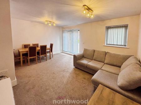 2 bedroom Flat to let in Kilner Court, Denaby Main, Doncaster, DN12