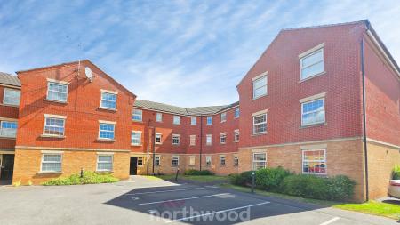 2 bedroom Flat for sale in Chelwood Court, Balby, Doncaster, DN4