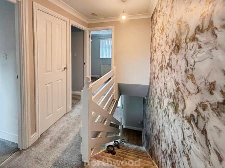 3 bedroom Semi-detached house to let in Staithes Walk, Denaby Main, Doncaster, Doncaster, DN12