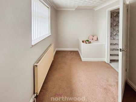 3 bedroom Semi-detached house to let in Staithes Walk, Denaby Main, Doncaster, Doncaster, DN12