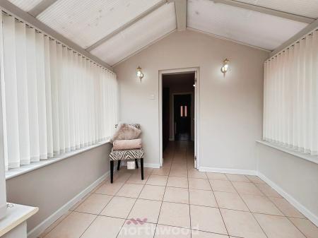 3 bedroom Semi-detached house to let in Staithes Walk, Denaby Main, Doncaster, Doncaster, DN12