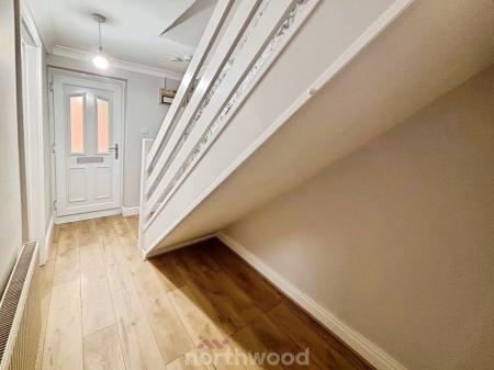 3 bedroom Semi-detached house to let in Staithes Walk, Denaby Main, Doncaster, Doncaster, DN12