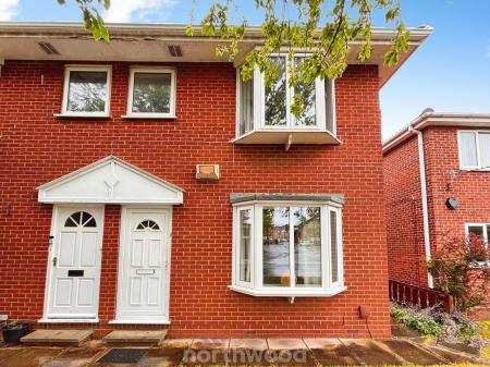 2 bedroom Flat for sale in Stoops Lane, Bessacarr, Doncaster, DN4