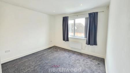1 bedroom Flat to let in Beckett Road, Wheatley, Doncaster, DN2