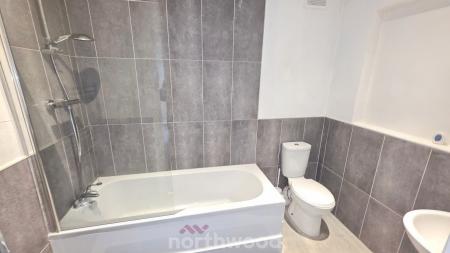 1 bedroom Flat to let in Beckett Road, Wheatley, Doncaster, DN2
