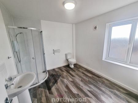 1 bedroom Flat to let in Holmes Carr Crescent, Rossington, Doncaster, DN11