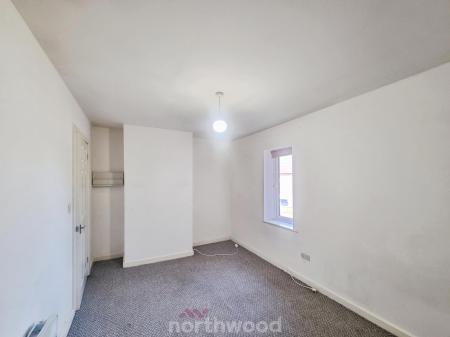 1 bedroom Flat to let in Holmes Carr Crescent, Rossington, Doncaster, DN11