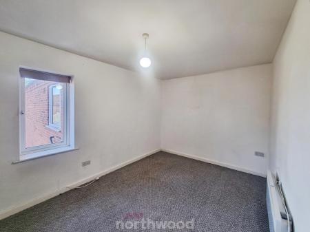 1 bedroom Flat to let in Holmes Carr Crescent, Rossington, Doncaster, DN11