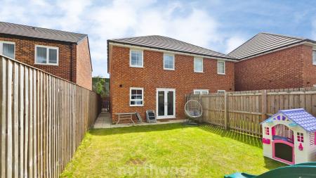 3 bedroom Semi-detached house for sale in Collier Close, Rossington, Doncaster, DN11