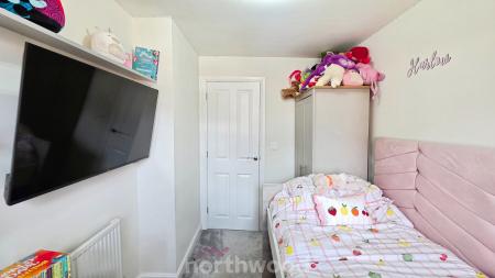 3 bedroom Semi-detached house for sale in Collier Close, Rossington, Doncaster, DN11