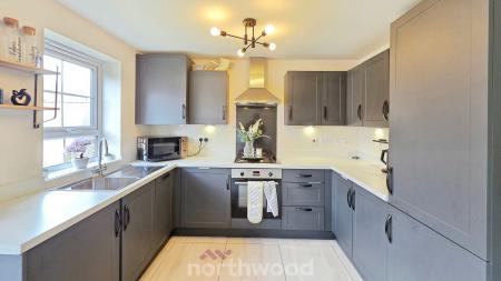 3 bedroom Semi-detached house for sale in Collier Close, Rossington, Doncaster, DN11