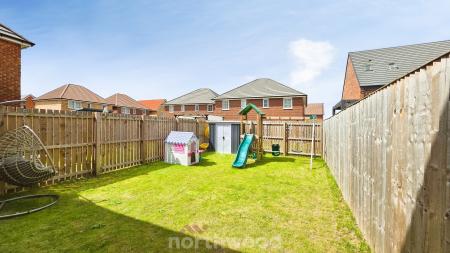 3 bedroom Semi-detached house for sale in Collier Close, Rossington, Doncaster, DN11