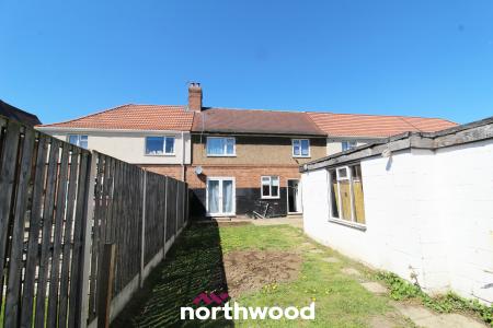 4 bedroom Terraced House for sale in Essex Avenue, Intake, Doncaster, DN2