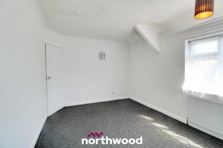 4 bedroom Terraced House for sale in Essex Avenue, Intake, Doncaster, DN2