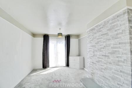4 bedroom Terraced House for sale in Essex Avenue, Intake, Doncaster, DN2