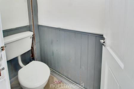 4 bedroom Terraced House for sale in Essex Avenue, Intake, Doncaster, DN2