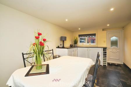 2 bedroom Semi-detached house for sale in Willow Avenue, Cantley, Doncaster, DN4
