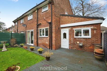 2 bedroom Semi-detached house for sale in Willow Avenue, Cantley, Doncaster, DN4