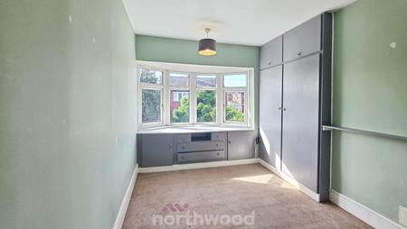 3 bedroom Semi-detached house for sale in Malton Road, Scawsby, Doncaster, DN5