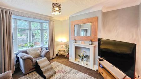 3 bedroom Semi-detached house for sale in Malton Road, Scawsby, Doncaster, DN5