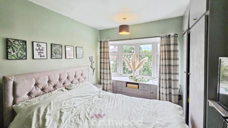 3 bedroom Semi-detached house for sale in Malton Road, Scawsby, Doncaster, DN5