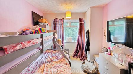 3 bedroom Semi-detached house for sale in Malton Road, Scawsby, Doncaster, DN5