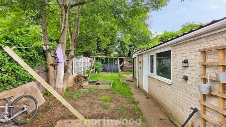 3 bedroom Semi-detached house for sale in Malton Road, Scawsby, Doncaster, DN5