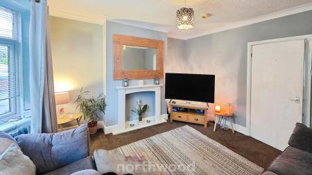 3 bedroom Semi-detached house for sale in Malton Road, Scawsby, Doncaster, DN5